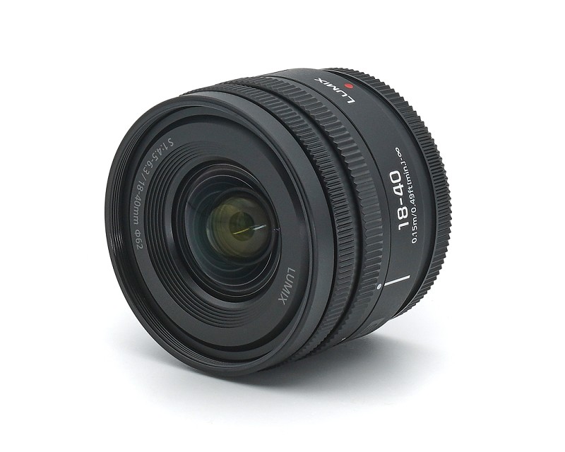 Panasonic Lumix S 18-40mm 4.5-6.3  ZOOM