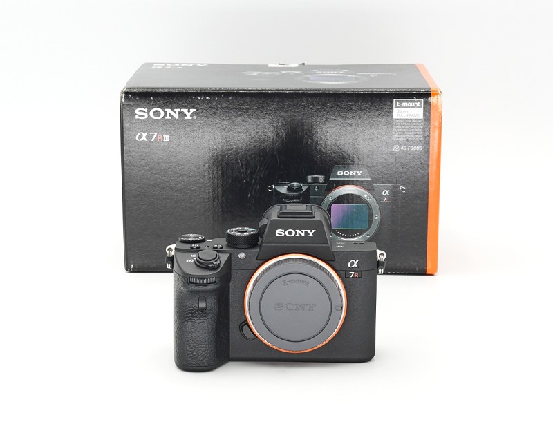 Sony Alpha 7R IIIA Gehäuse wie neu, nur ca. 2800 Auslösungen #50312**