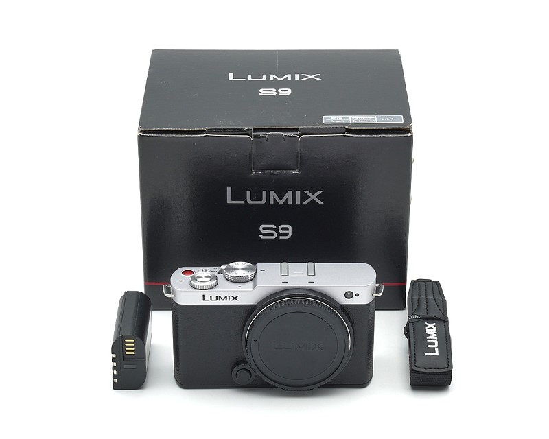 Panasonic Lumix S9 silber/schwarz Ausstellungsstück #49990**